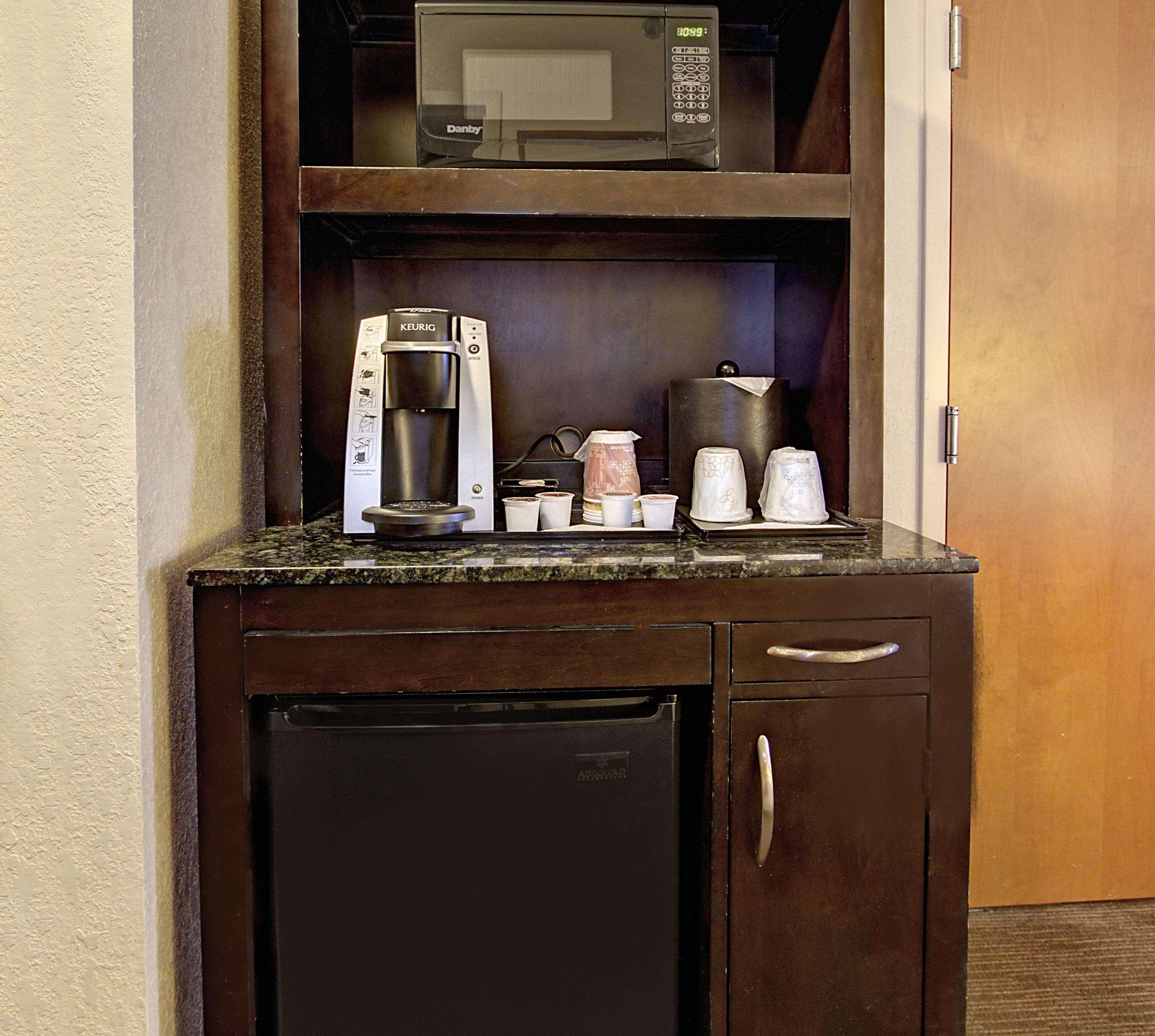 Hilton Garden Inn Nashville Airport Exterior foto
